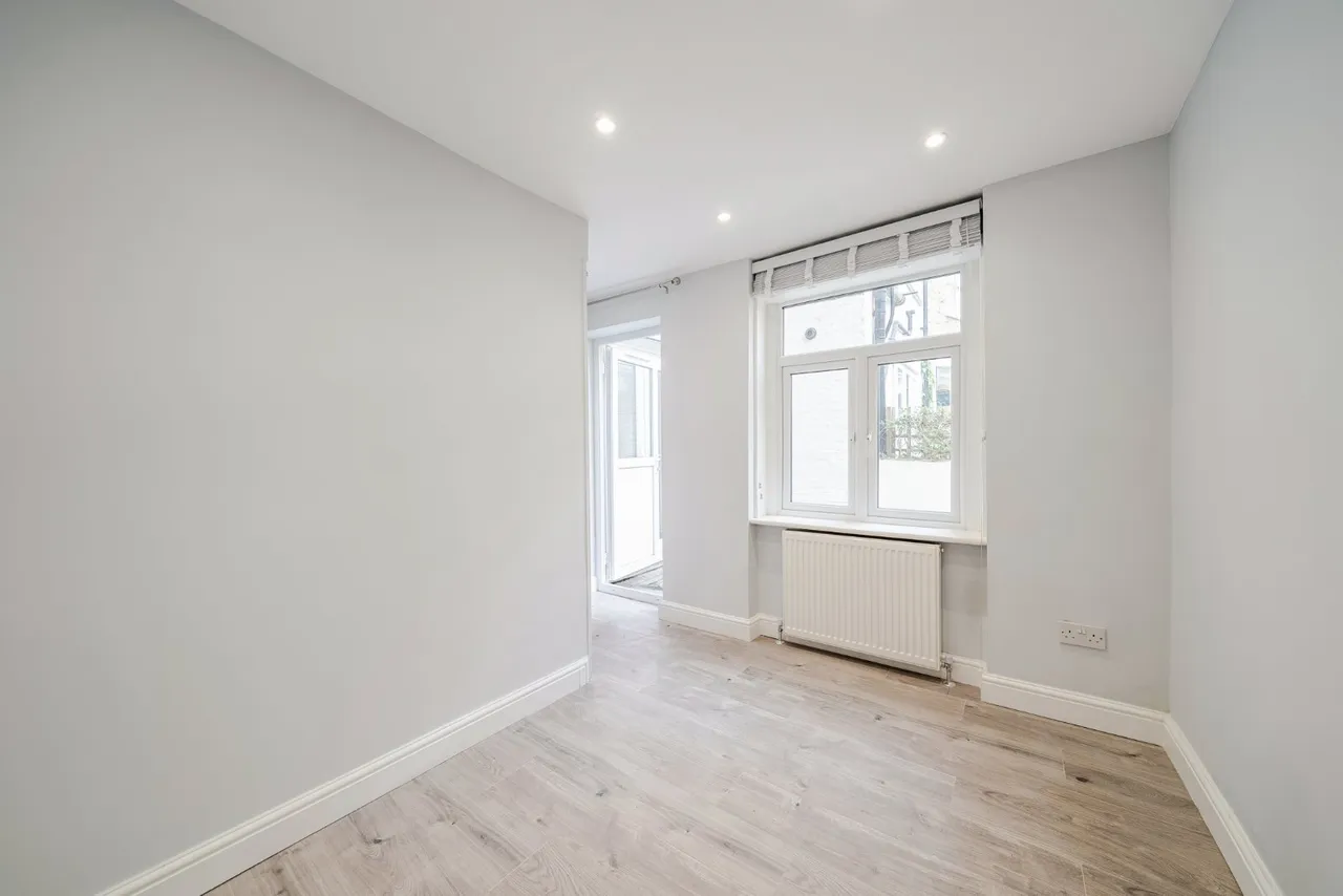 Blythe Road, Brook Green, London, W14, photo 7