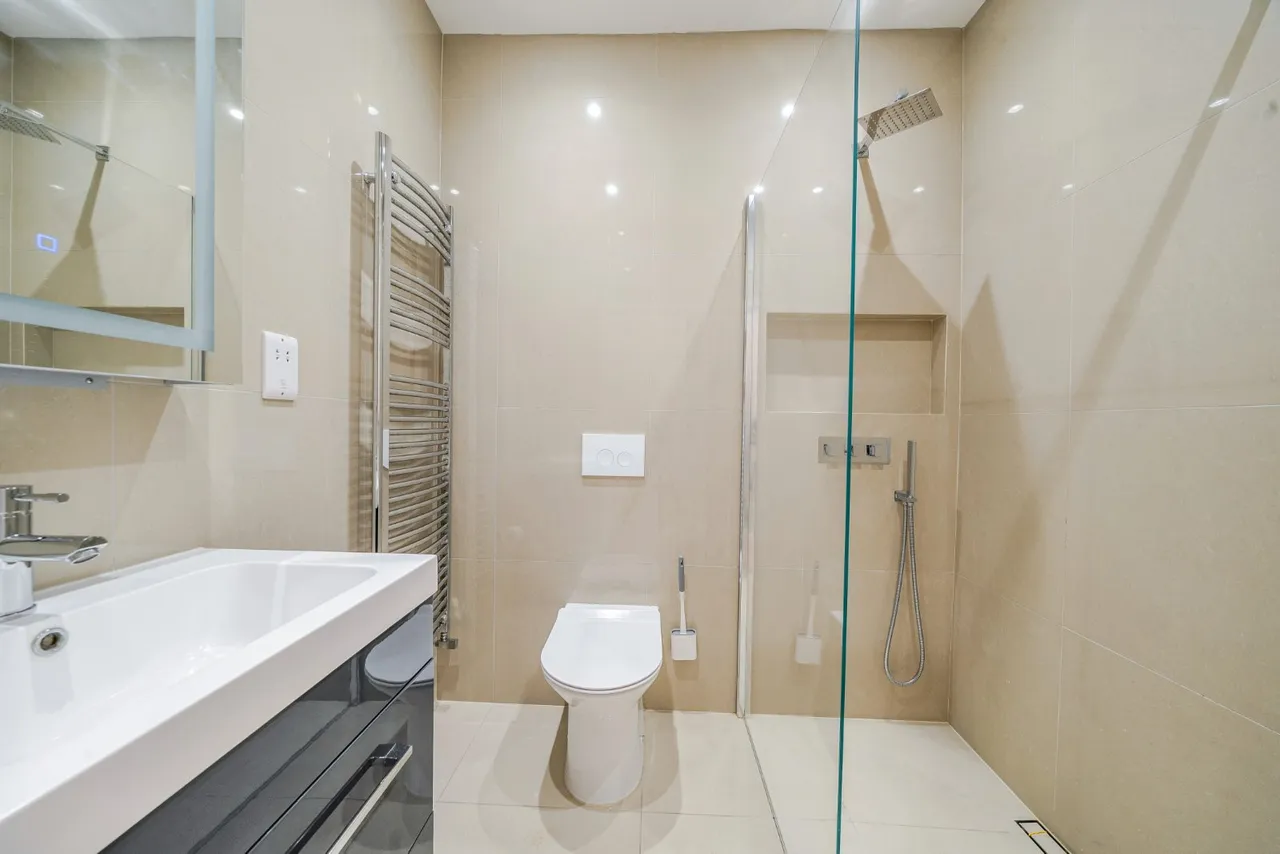 Blythe Road, Brook Green, London, W14, photo 4