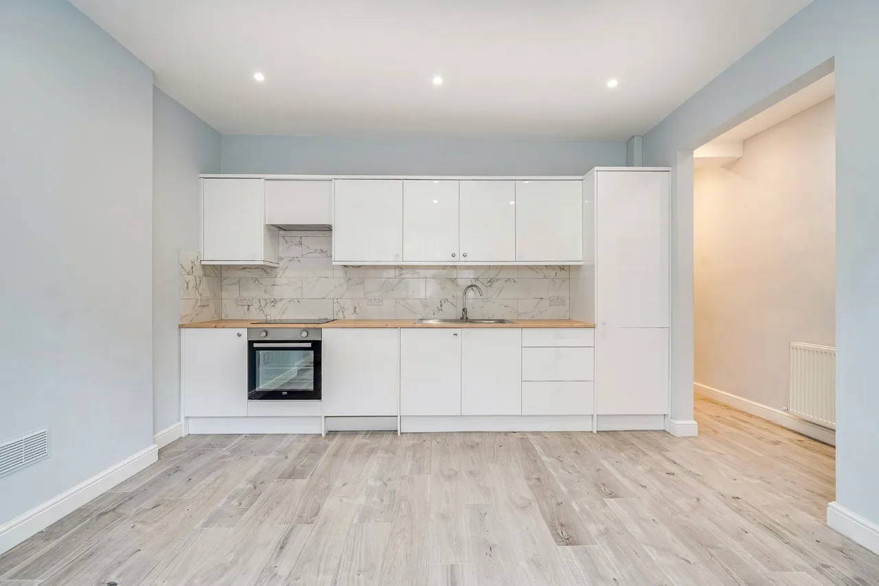 Blythe Road, Brook Green, London, W14, photo 9