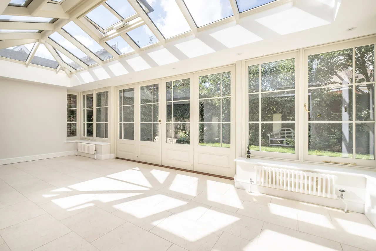 Bainbridge Close, Richmond, TW10, photo 6