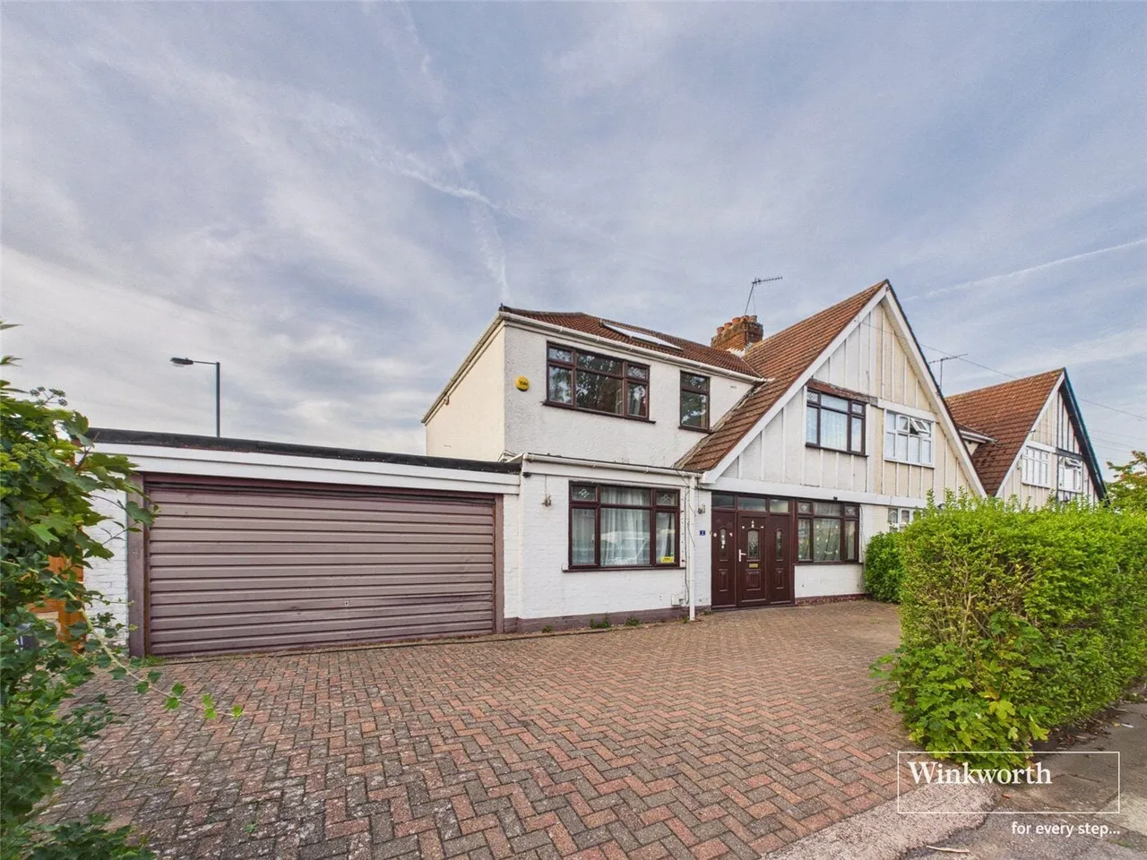 6 bed house for sale, D'arcy Drive, Harrow, HA3
