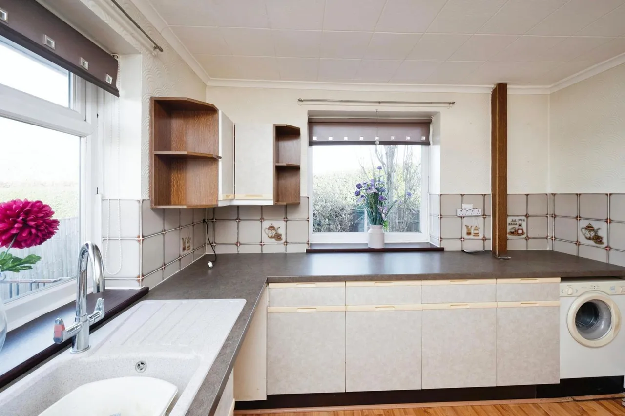 Southfields Close, Kirkby-in-Ashfield, Nottingham, Nottinghamshire, NG17, photo 11