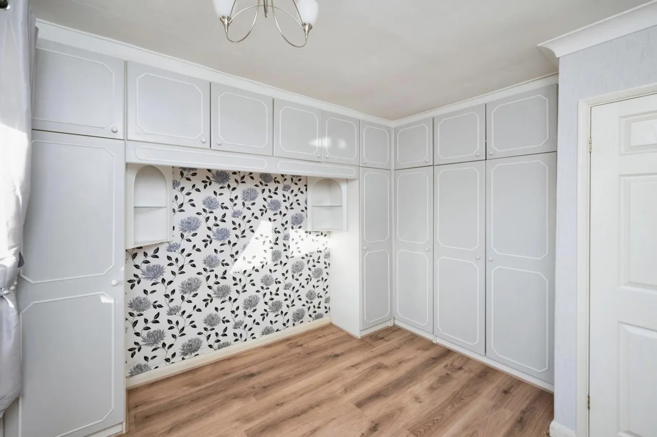 Southfields Close, Kirkby-in-Ashfield, Nottingham, Nottinghamshire, NG17, photo 16