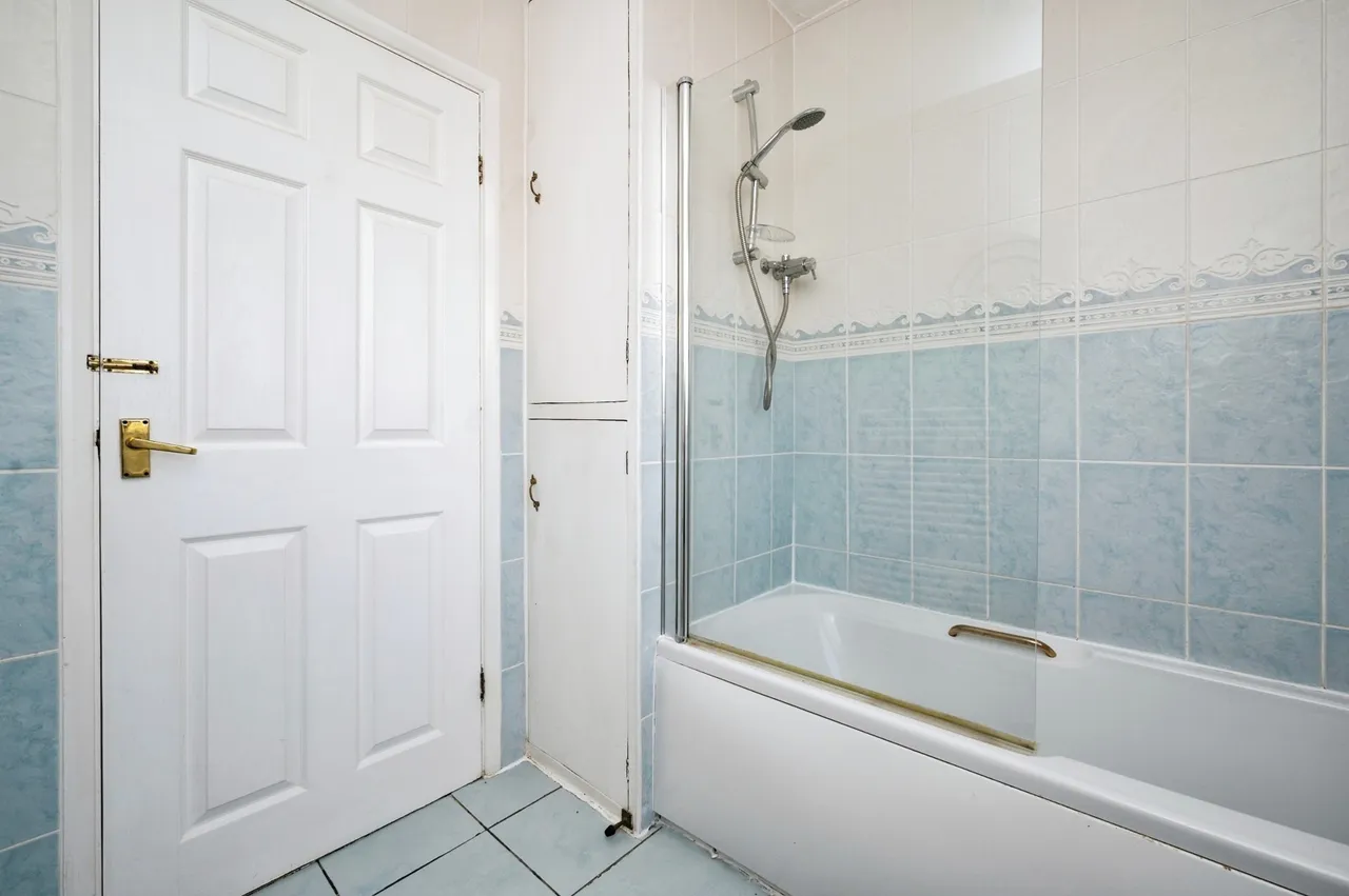 Southfields Close, Kirkby-in-Ashfield, Nottingham, Nottinghamshire, NG17, photo 10