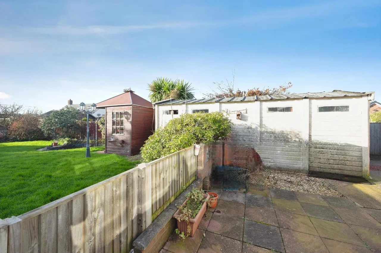 Southfields Close, Kirkby-in-Ashfield, Nottingham, Nottinghamshire, NG17, photo 15
