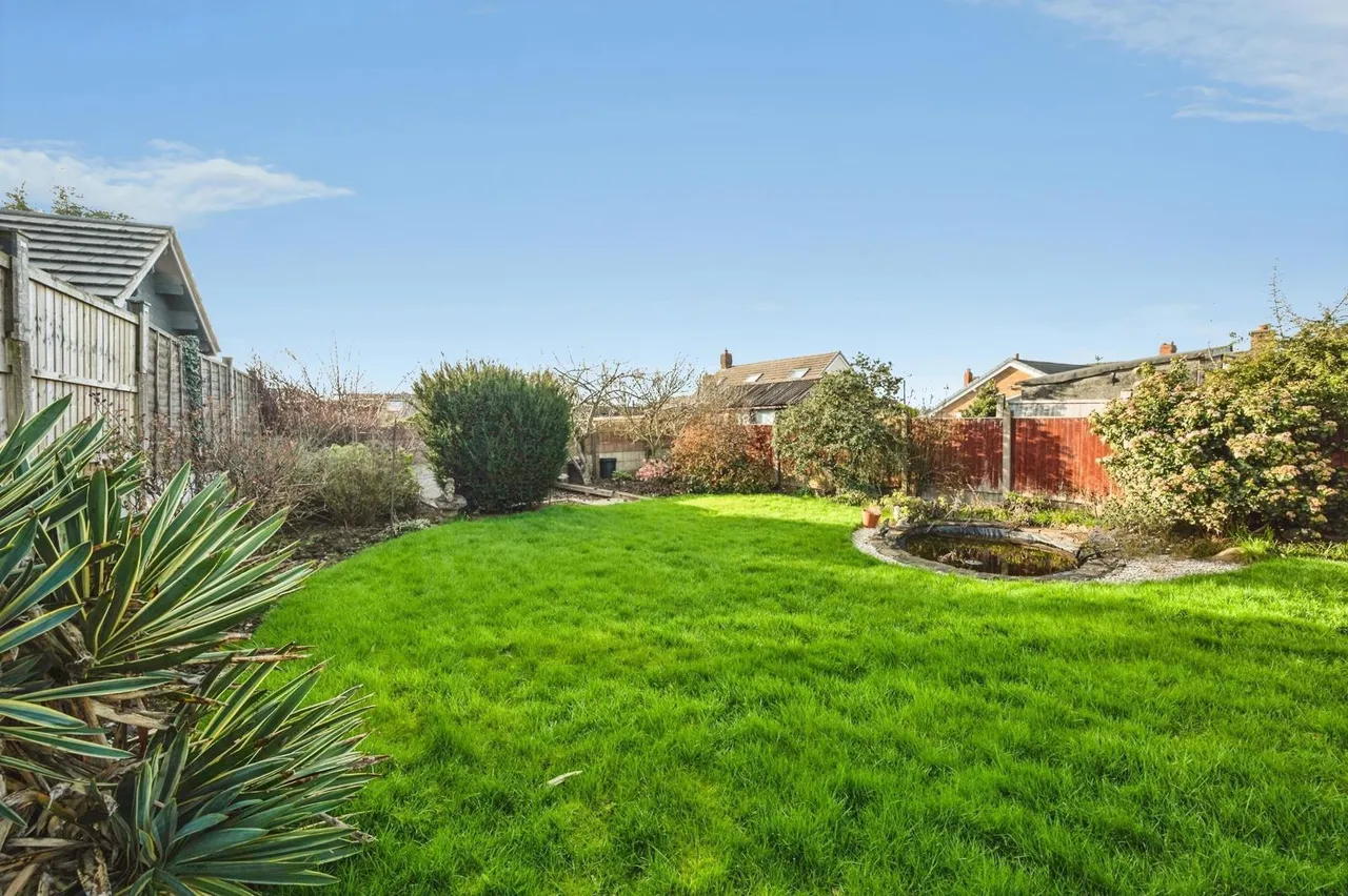 Southfields Close, Kirkby-in-Ashfield, Nottingham, Nottinghamshire, NG17, photo 20