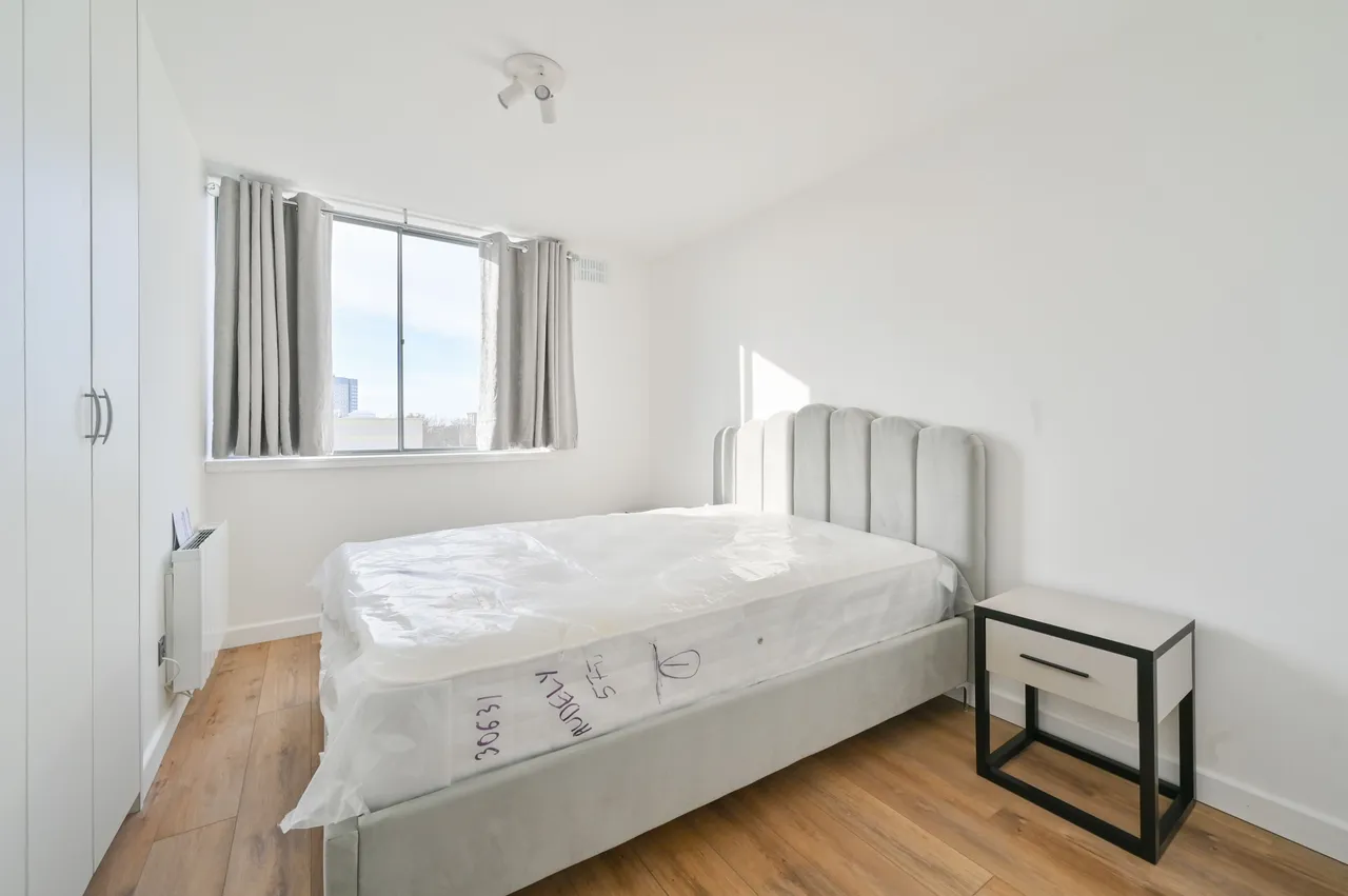56 Dinerman Court, 38-42 Boundary Road, London, photo 3