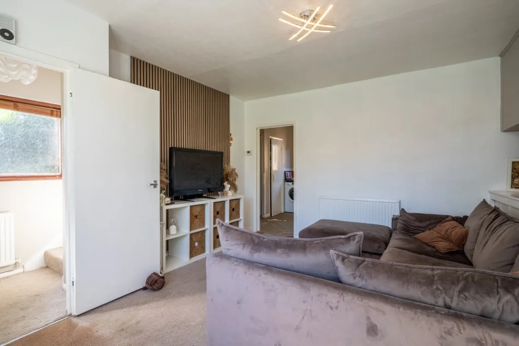 Marks Square, Northfleet, DA11, photo 2