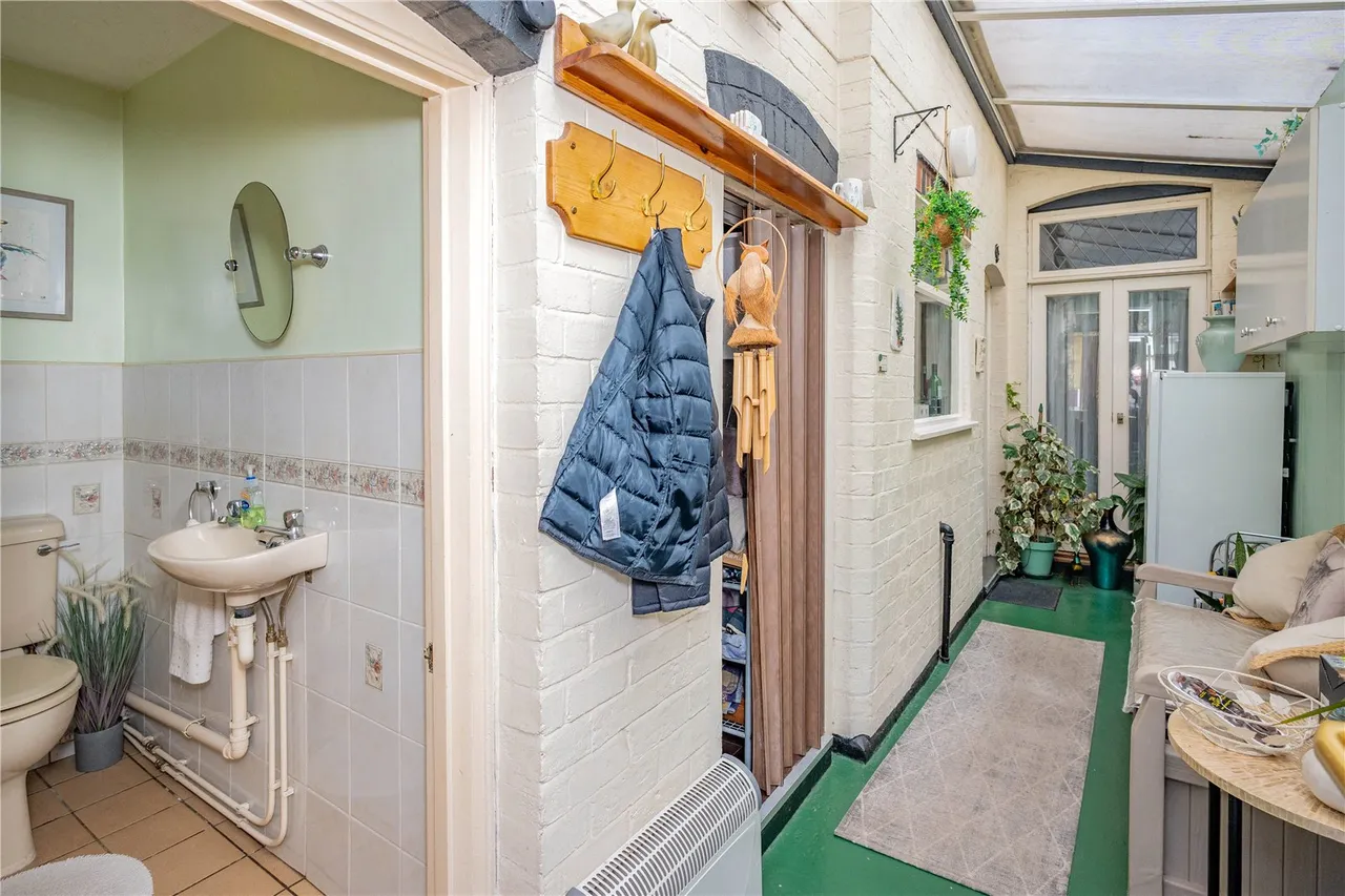 Victoria Road, Bromsgrove, B61, photo 6