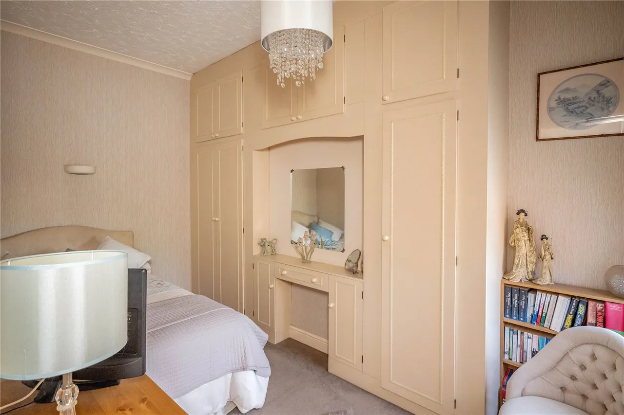 Victoria Road, Bromsgrove, B61, photo 8