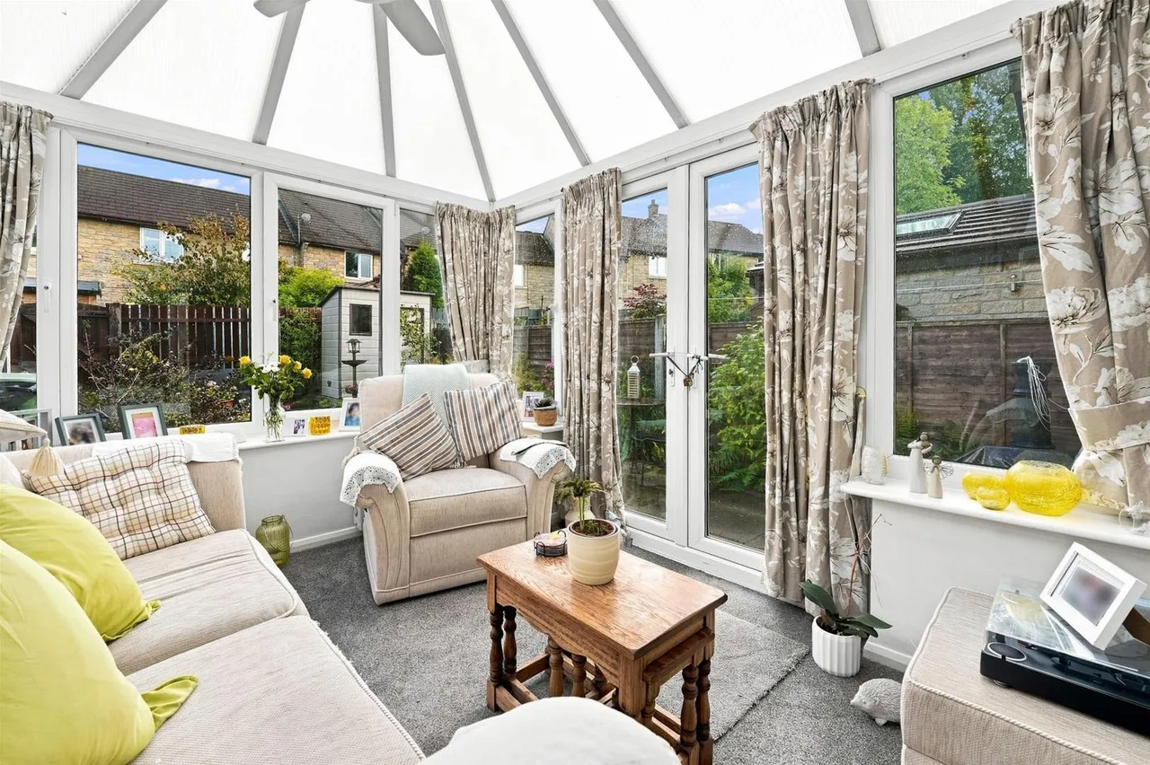 Willowbank Drive, Bollington, Bollington, photo 4