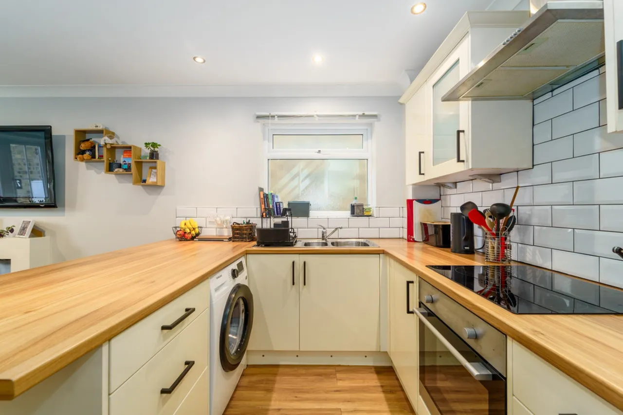 Reedsfield Road, Ashford, photo 6