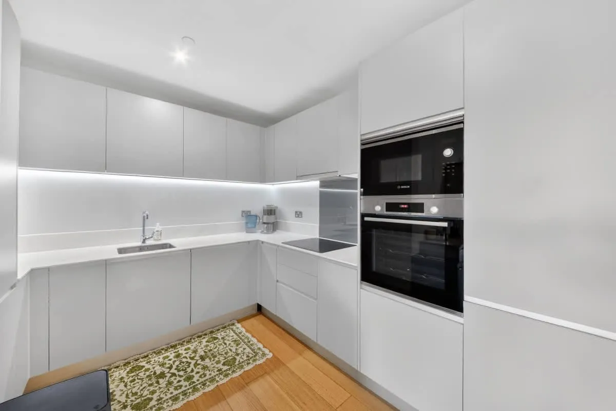 Ferry Lane, London, N17, photo 7