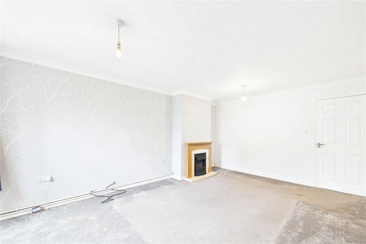 Browning Close, Thatcham, RG18, photo 4