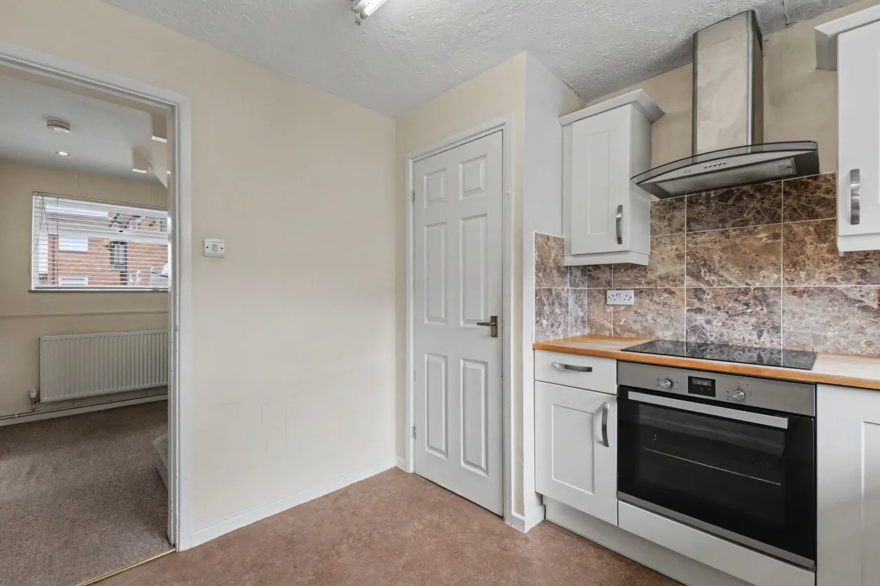 Sandfield Road, Stratford-Upon-Avon, CV37, photo 12