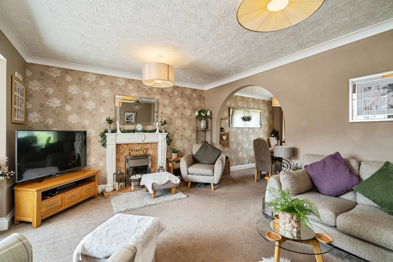 Fell Way, Bradwell, Great Yarmouth, photo 5