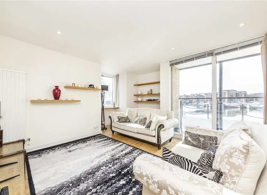 Basin Approach, Limehouse, E14, photo 6