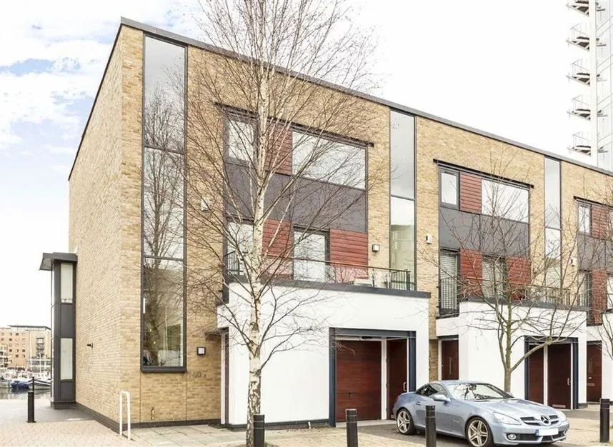 Basin Approach, Limehouse, E14, photo 8