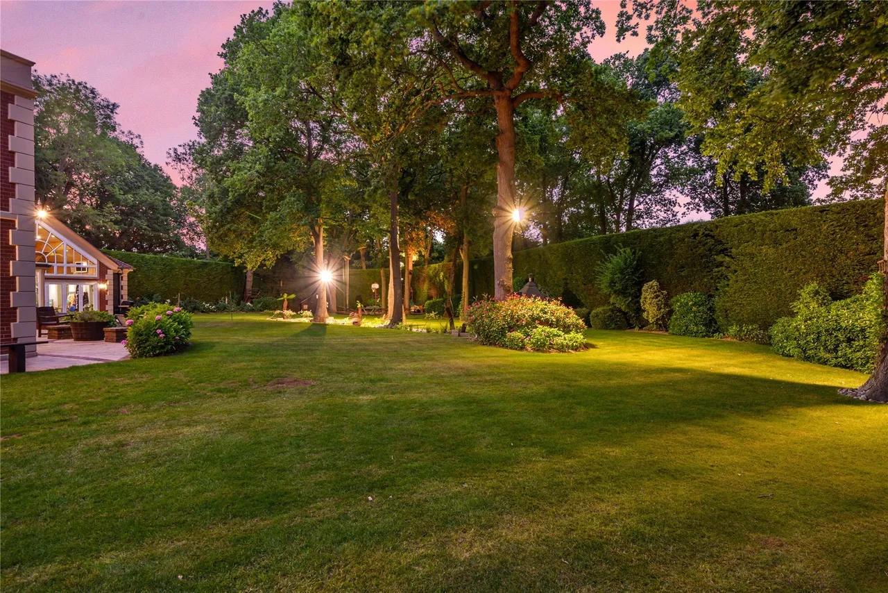 Wood Way, Farnborough Park, BR6, photo 6