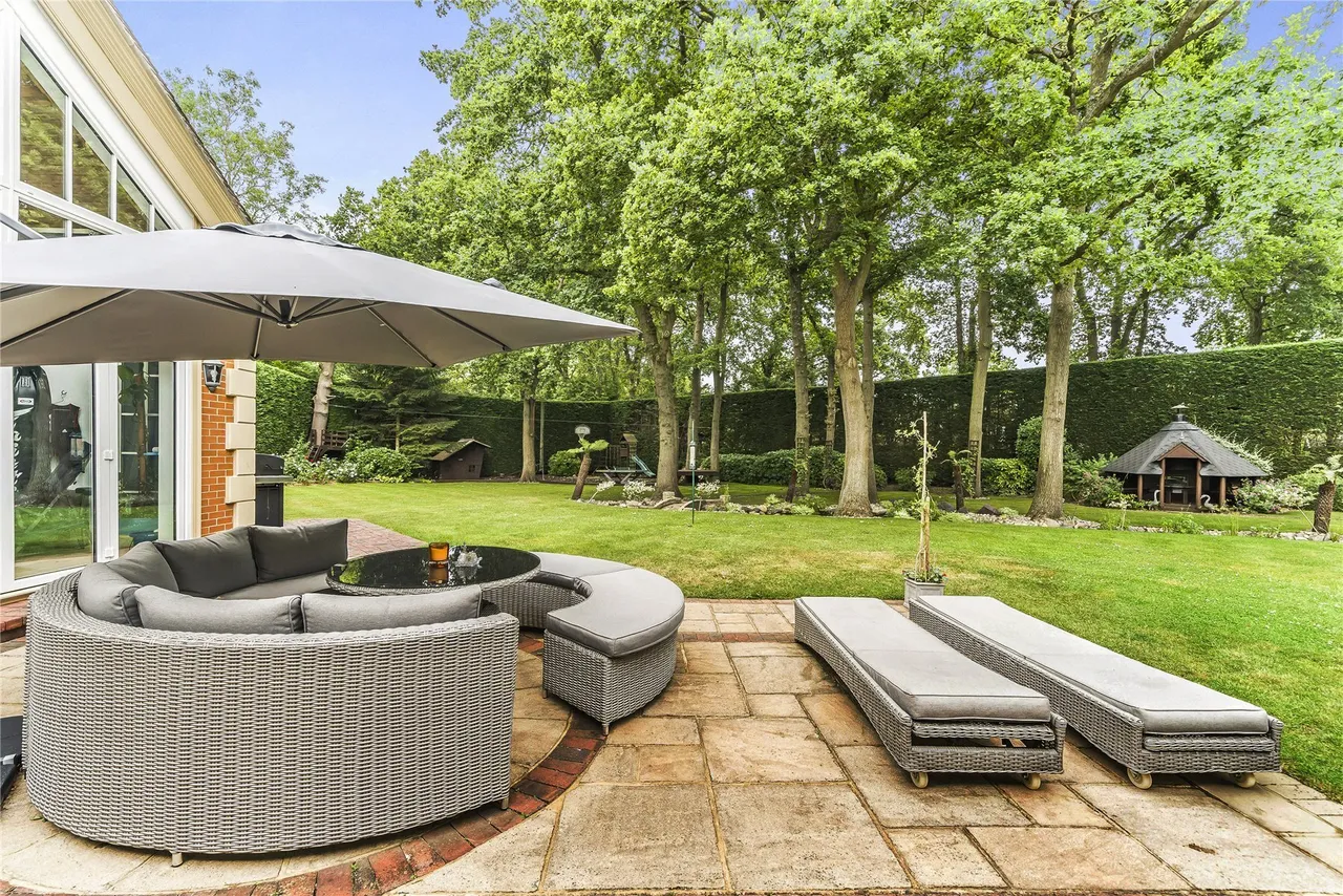 Wood Way, Farnborough Park, BR6, photo 22