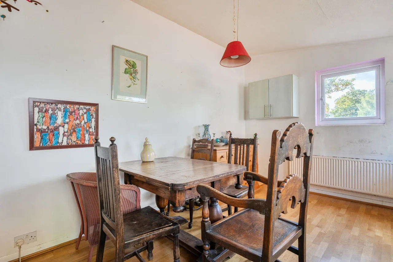 Knights Hill, SE27, photo 12