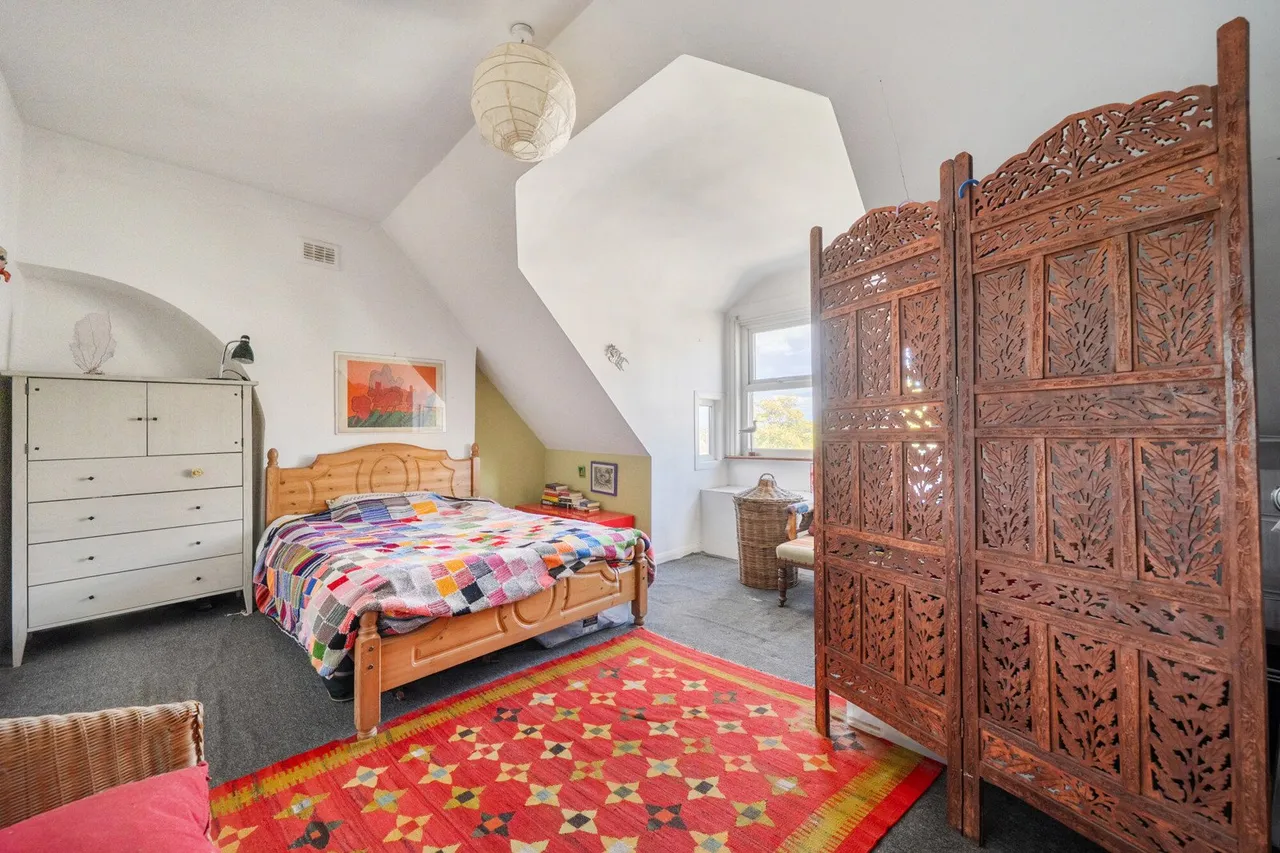 Knights Hill, SE27, photo 8