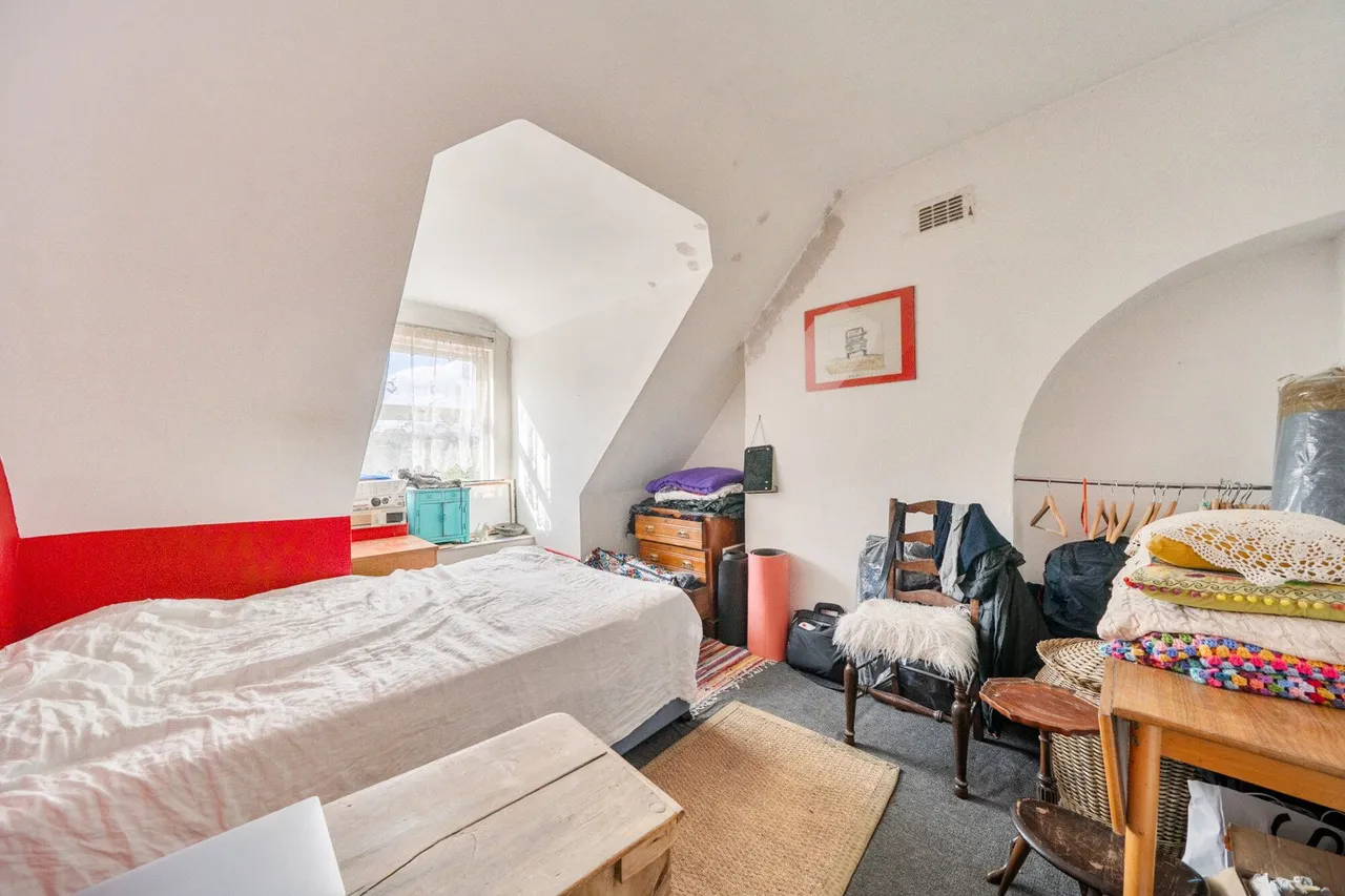 Knights Hill, SE27, photo 11