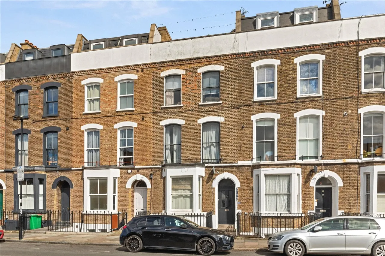 2 bed flat for sale, Westbourne Road, Islington, N7