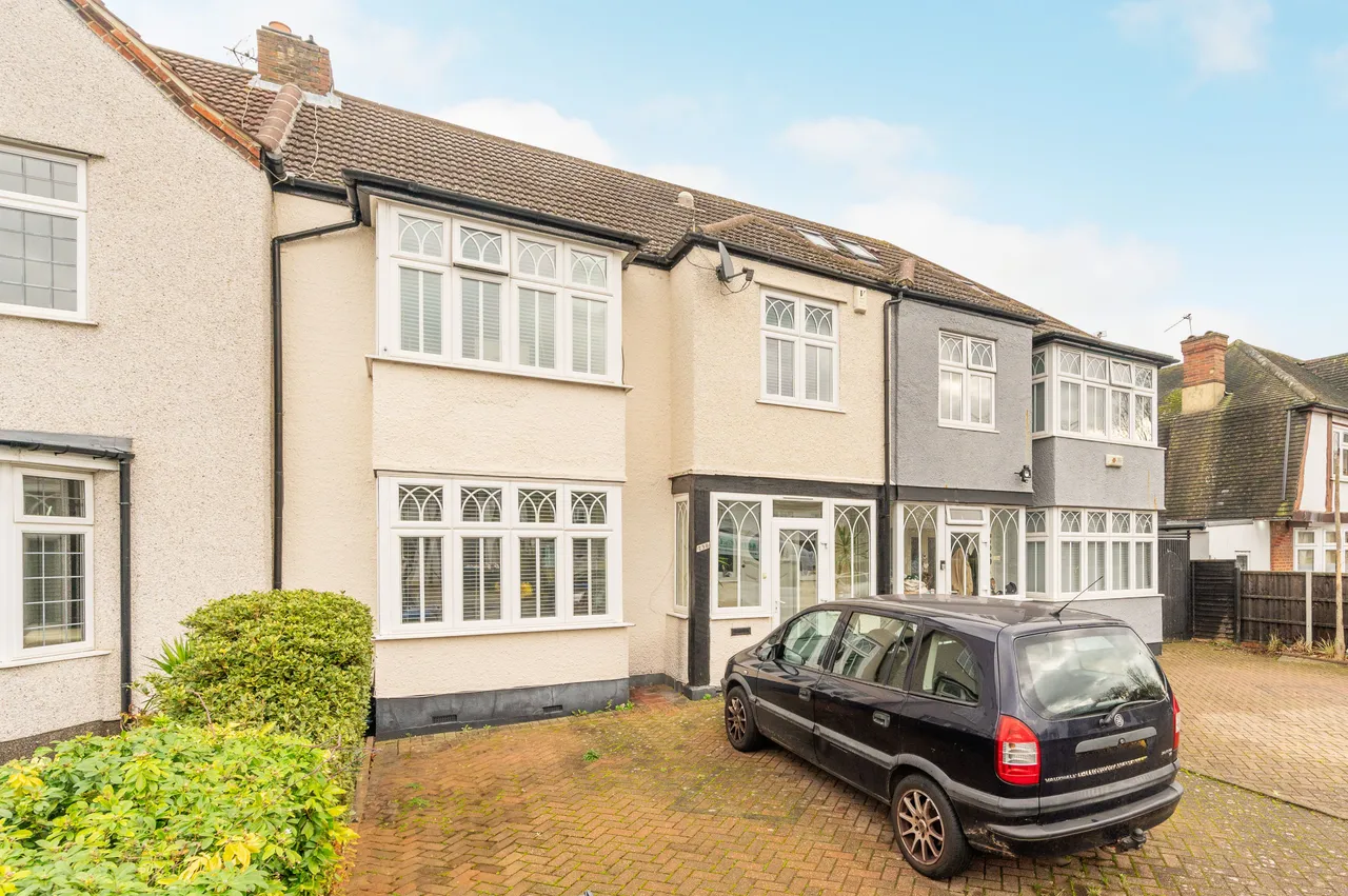 238 Norbury Avenue, London, photo 9