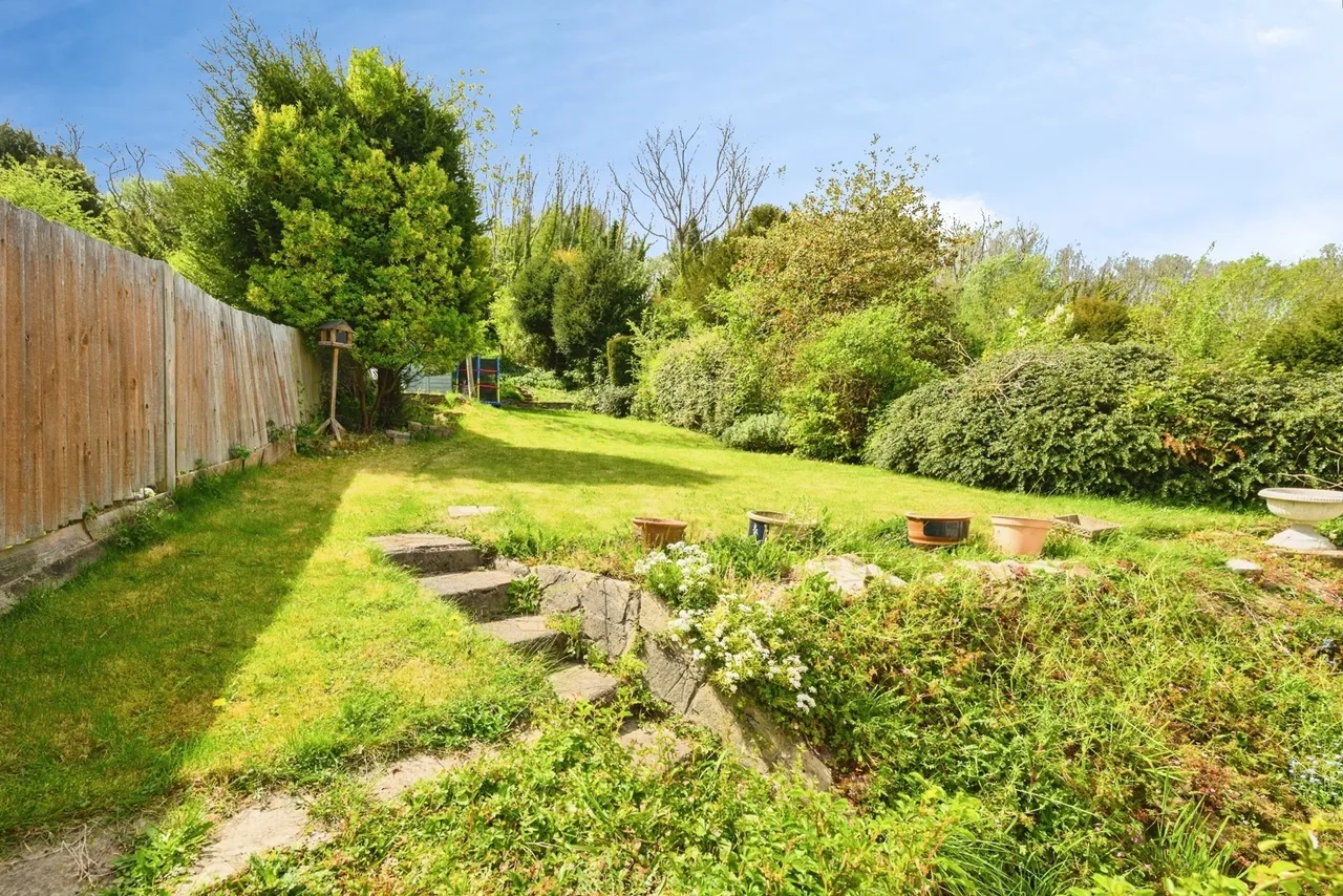 Valley Road, Kenley, CR8, photo 6