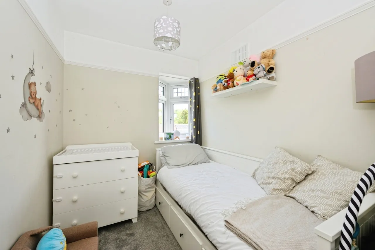 Valley Road, Kenley, CR8, photo 12
