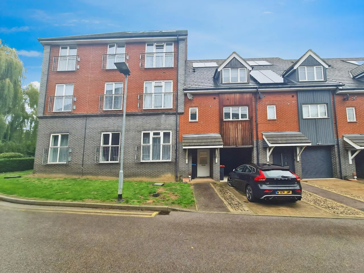Millward Drive, Milton Keynes, MK2, photo 2