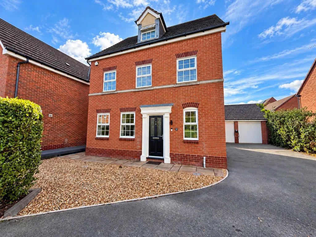 5 bed house for sale, Turnbull Road, Fradley, WS13