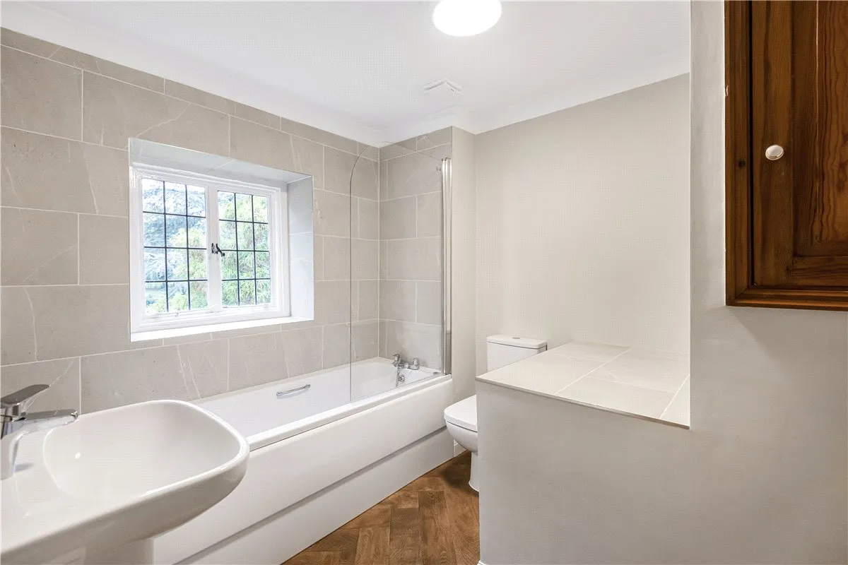 Breakspear Road South, Ickenham, UB10, photo 16