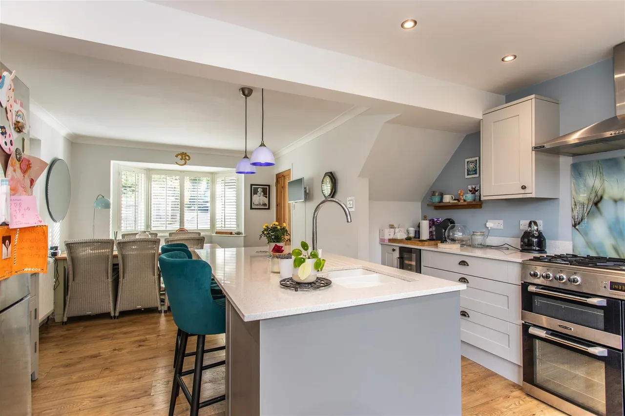 Claremont Rise, Uckfield, East Sussex, TN22 2AH, photo 4