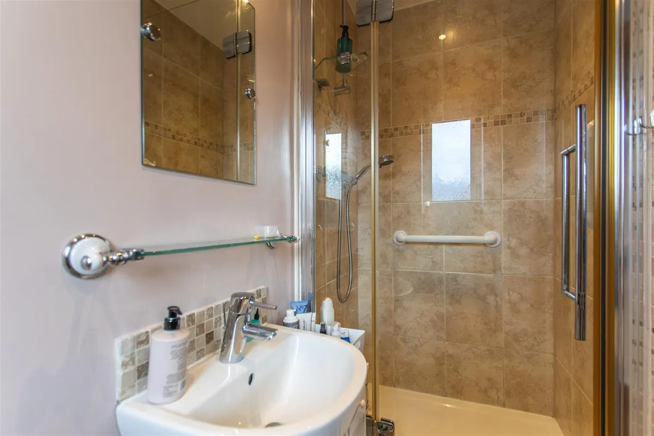 Claremont Rise, Uckfield, East Sussex, TN22 2AH, photo 23