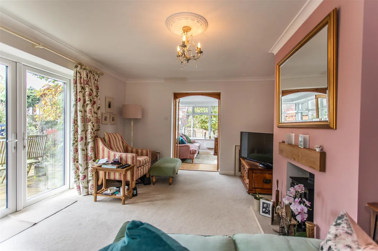 Claremont Rise, Uckfield, East Sussex, TN22 2AH, photo 14