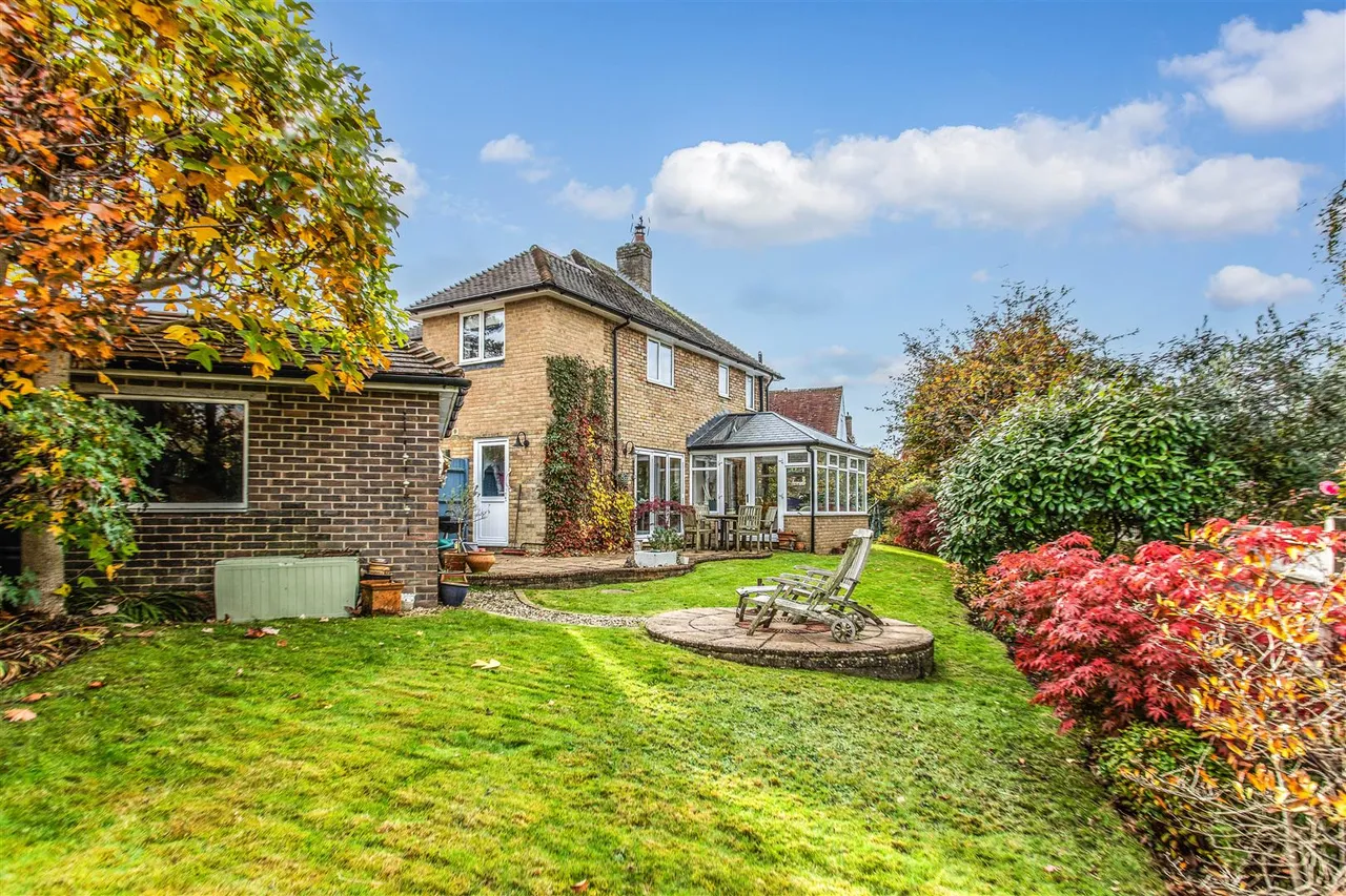 Claremont Rise, Uckfield, East Sussex, TN22 2AH, photo 31