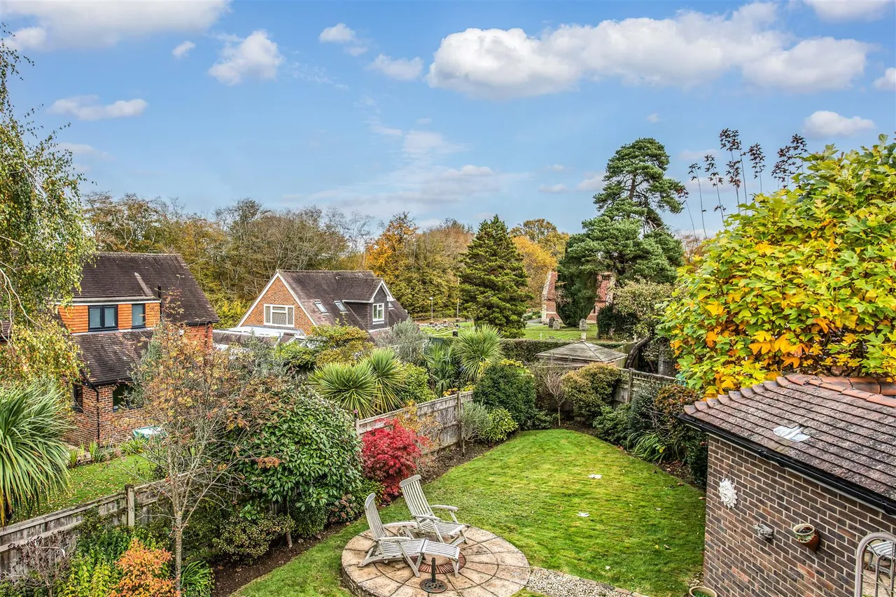 Claremont Rise, Uckfield, East Sussex, TN22 2AH, photo 27