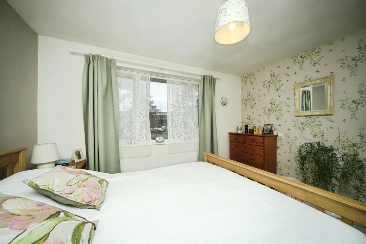 Cheddon Road, Taunton, TA2, photo 17