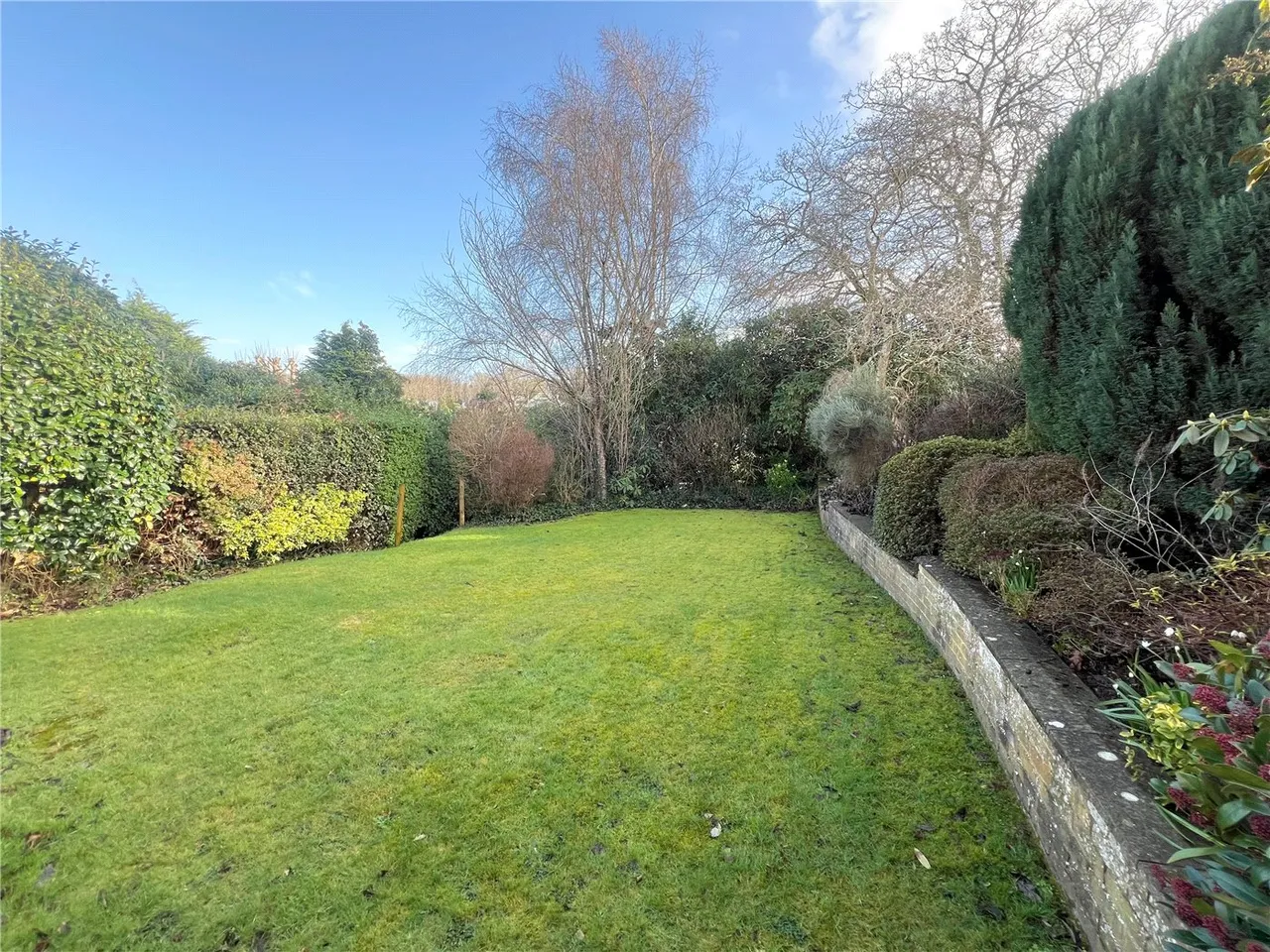 Sunningdale, Hythe, Southampton, Hampshire, SO45, photo 10