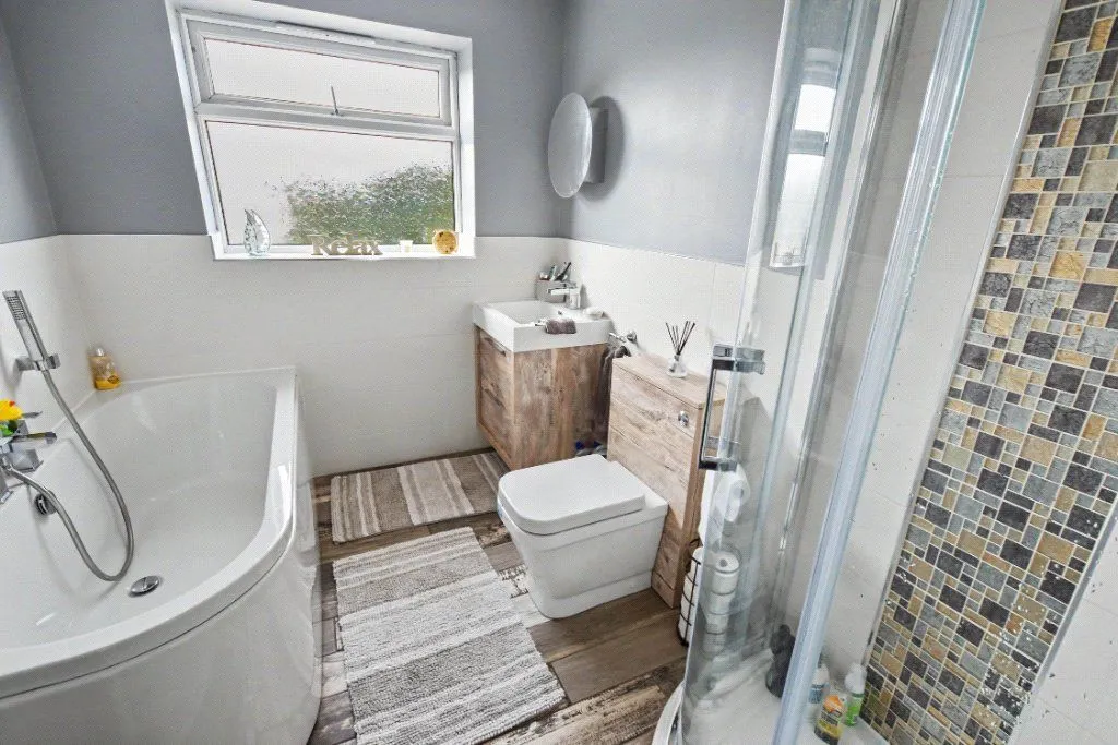 Whitehall Road, Leeds, LS12, photo 10