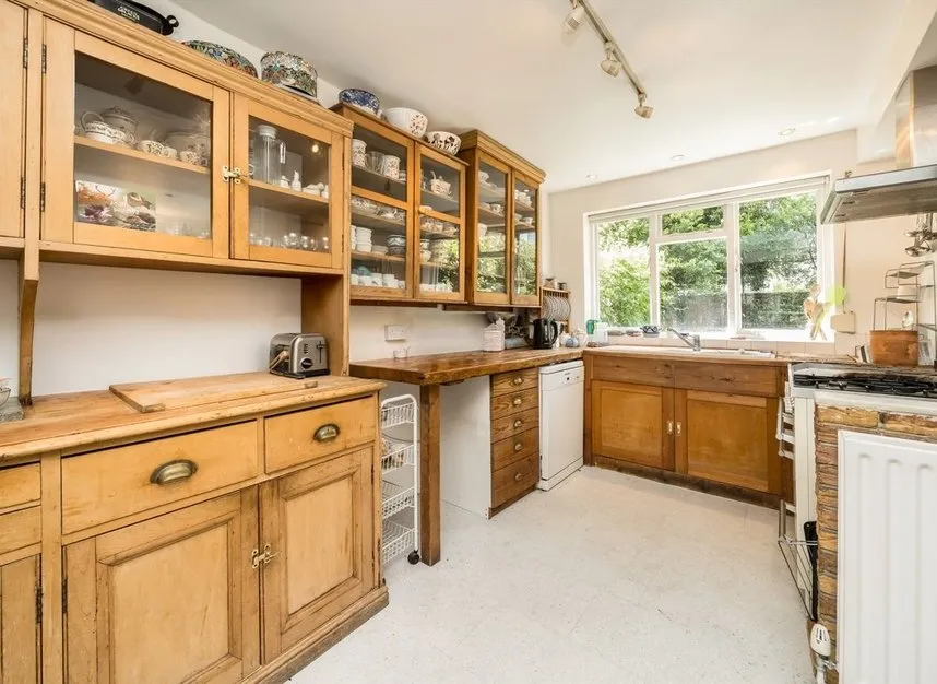 Bassett Street, Kentish Town, NW5, photo 3