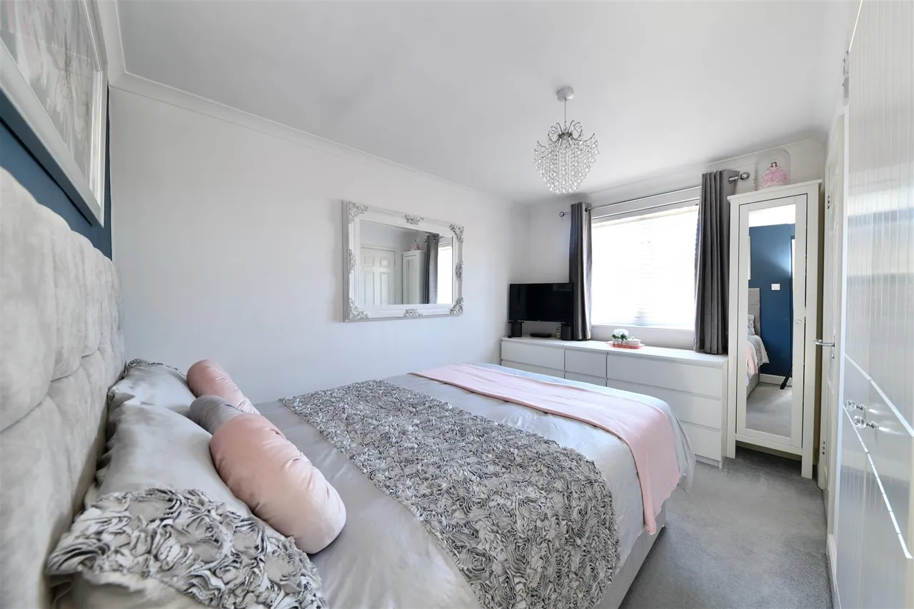 Thirlmere, Stevenage, Herts, SG1 6AQ, photo 6