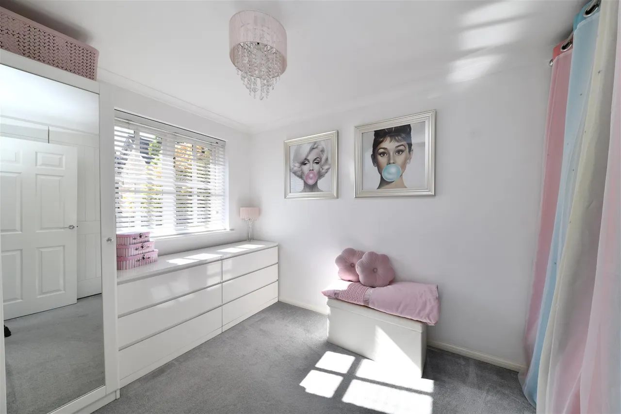 Thirlmere, Stevenage, Herts, SG1 6AQ, photo 8