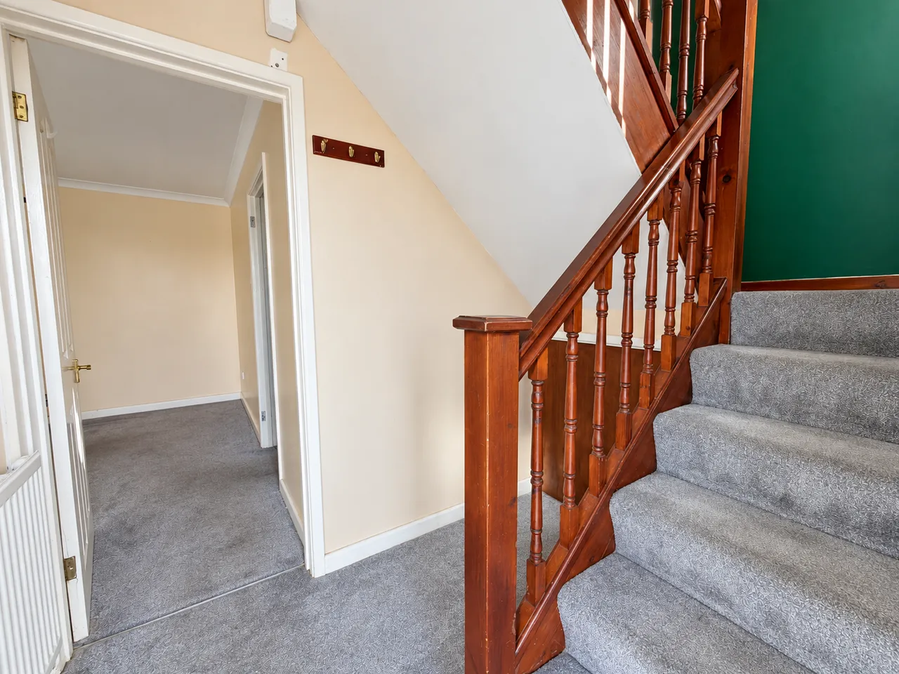 Old Farm Court, Llansamlet, photo 2