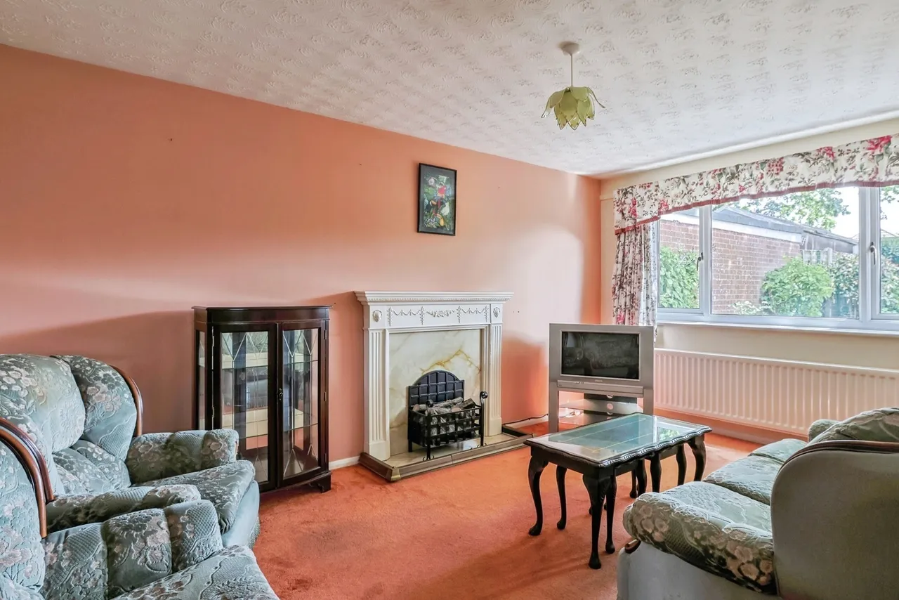 Seliot Close, Oakdale, BH15, photo 2