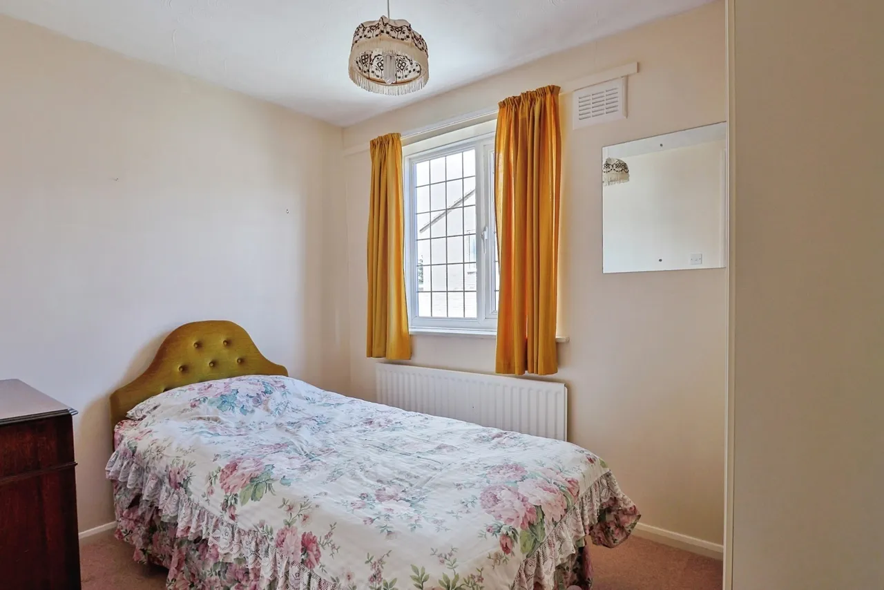 Seliot Close, Oakdale, BH15, photo 12