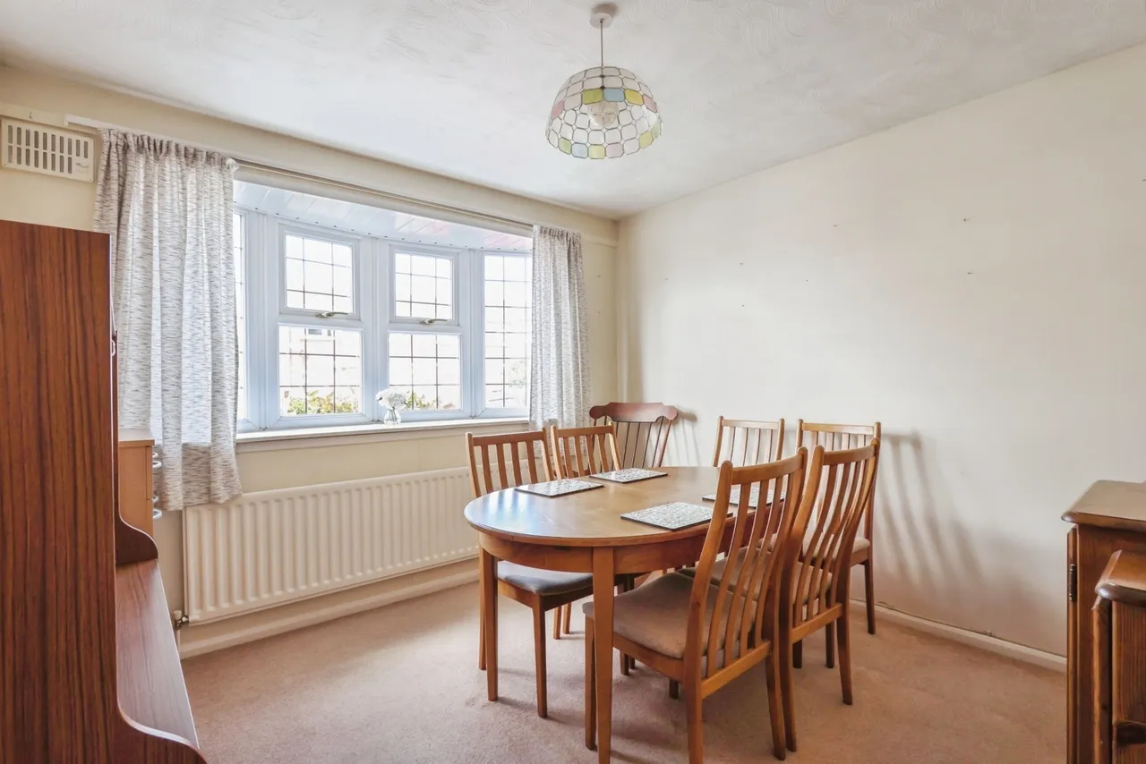 Seliot Close, Oakdale, BH15, photo 3