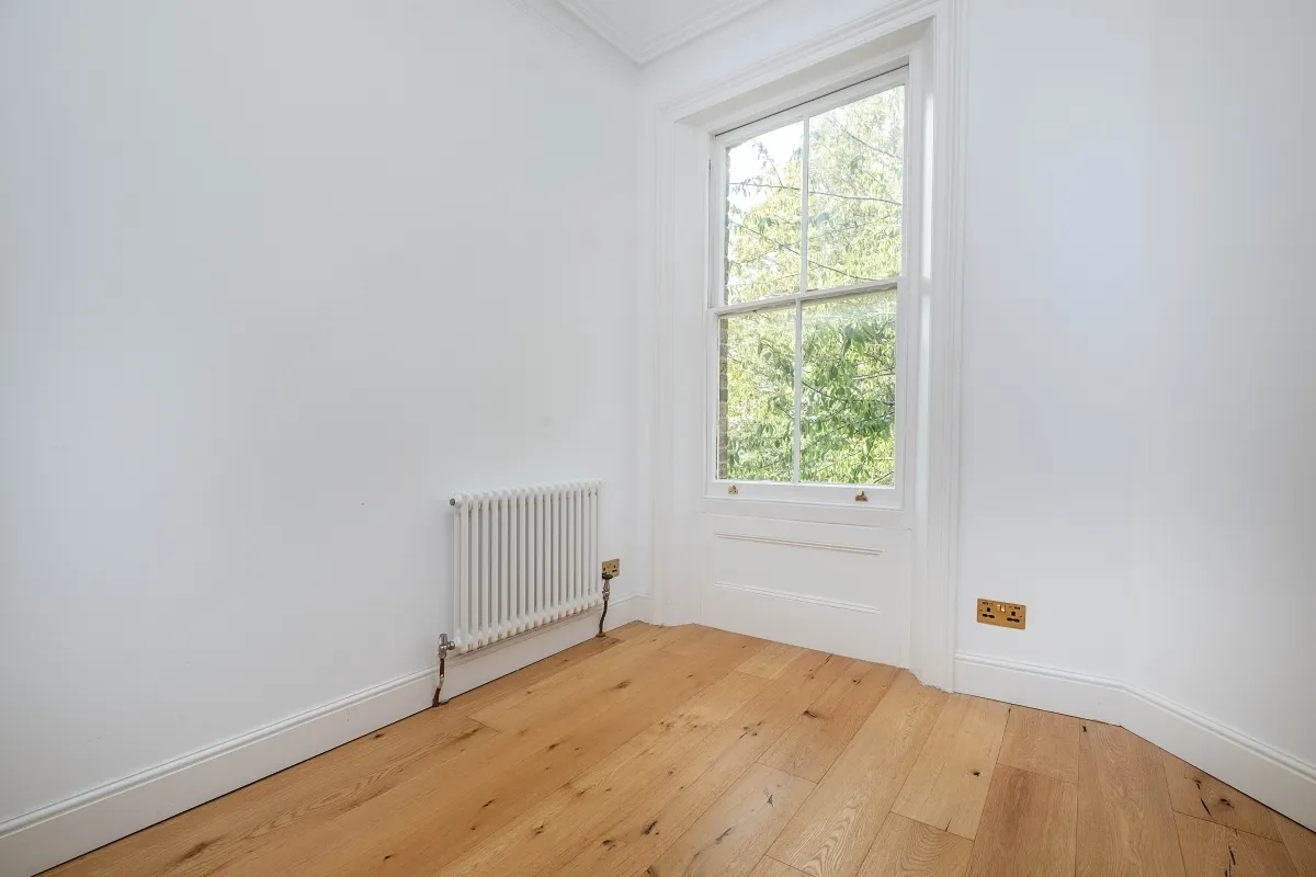 Queens Road Kingston Upon Thames KT2, photo 4
